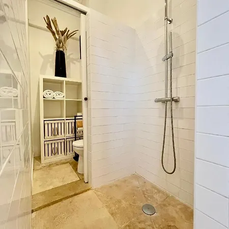 Maison De Mon Pere Aigues-Mortes