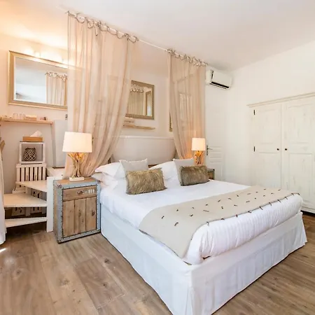 Maison De Mon Pere Bed & Breakfast
